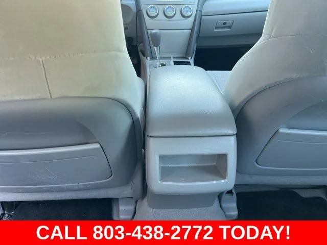 Used 2011 Gray Toyota LE image 13