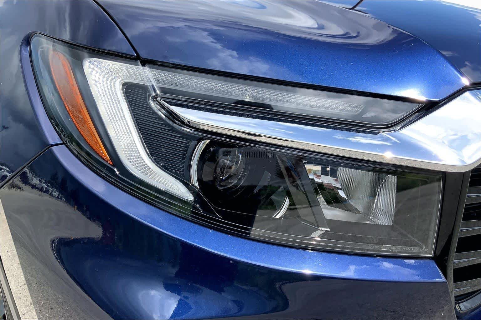 Used 2023 Obsidian Blue Pearl Honda RTL-E image 27