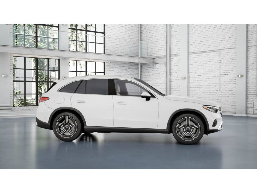 New 2027 Polar White Mercedes-Benz GLC 300 image 15