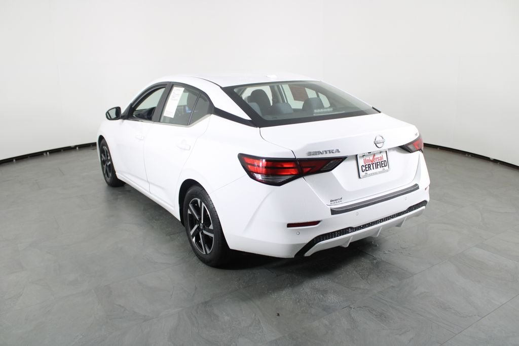 Used 2024 White Nissan SV image 3