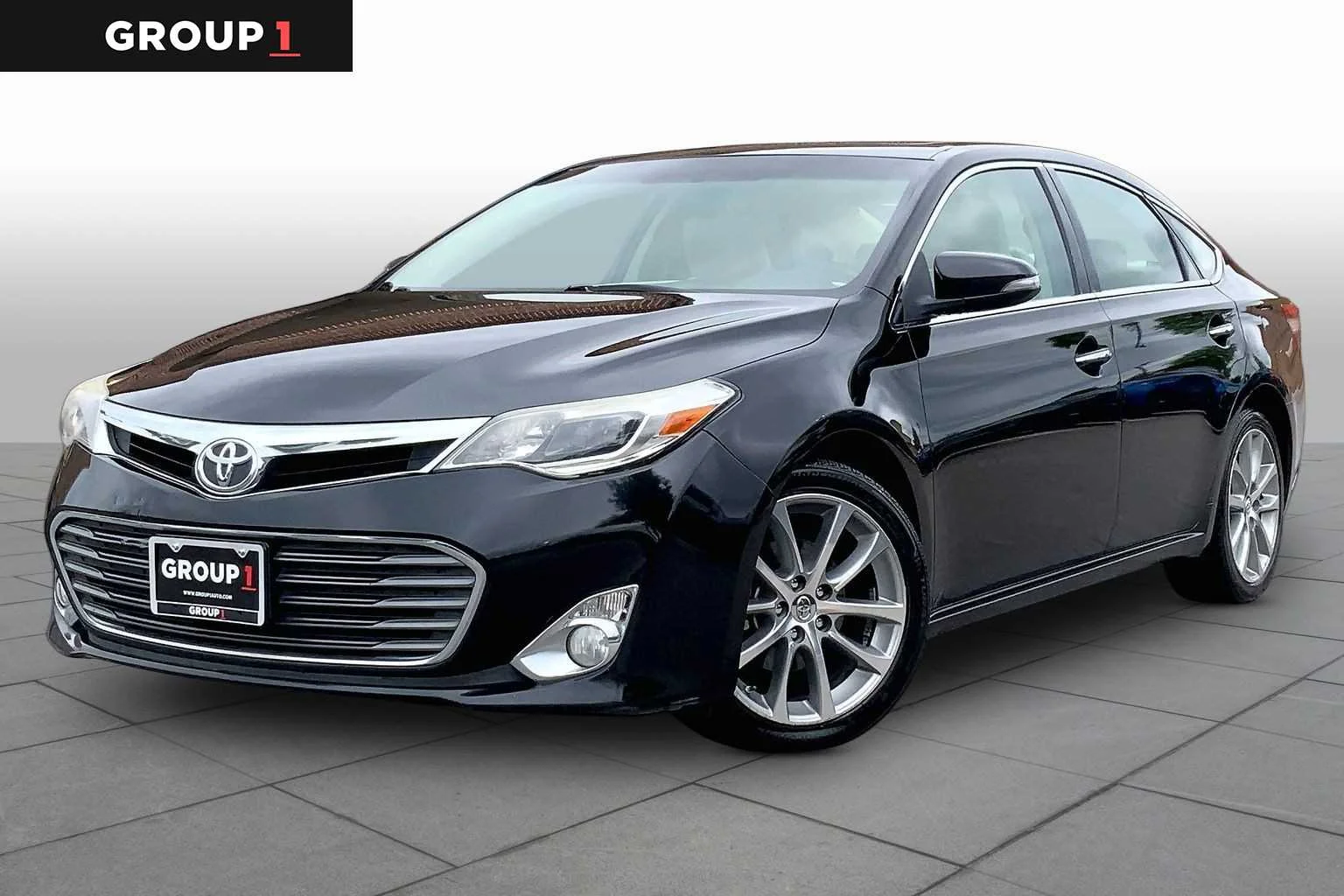 2014 Toyota Avalon XLE's photo