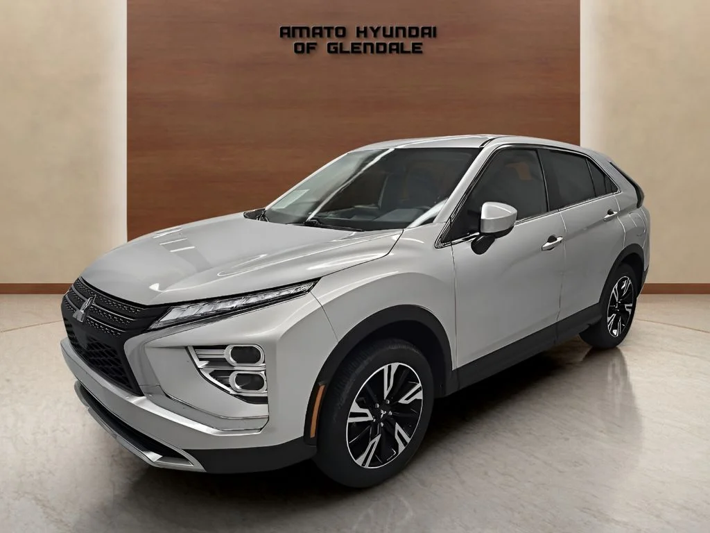 2025 Mitsubishi Eclipse Cross SE S-AWC's photo
