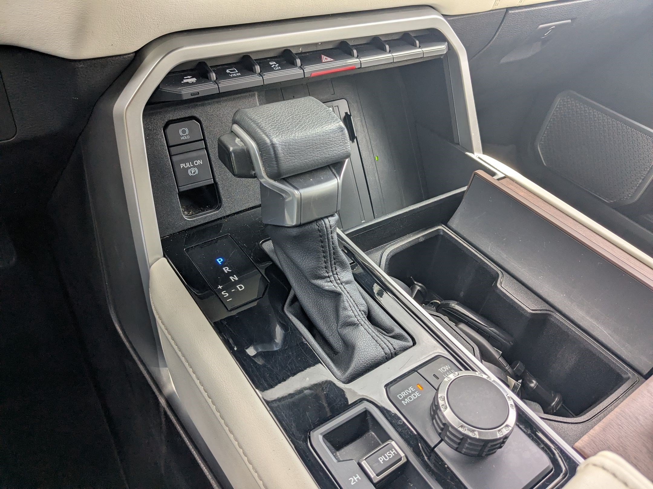 Used 2022 White Toyota Capstone Hybrid image 23