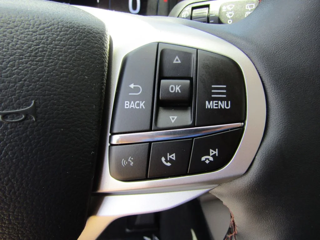 New 2026 Agate Black Metallic Ford Active image 26