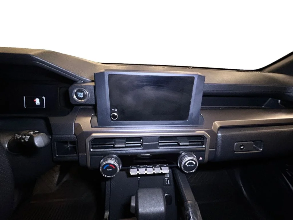 Used 2025 Underground Toyota SR5 image 10