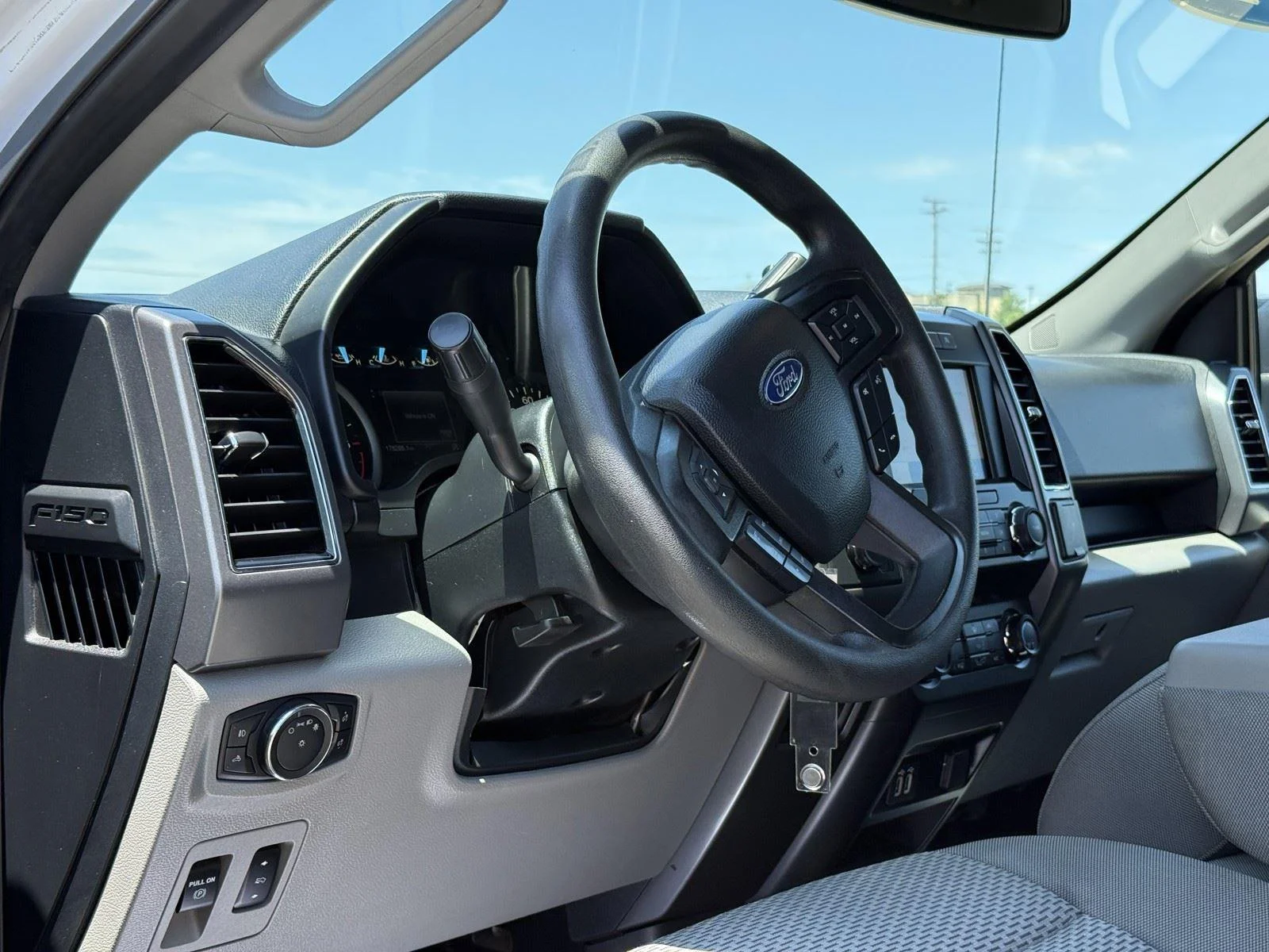 Used 2020 Oxford White Ford XLT image 10