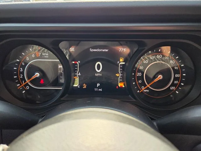 New 2026 Black Clear-Coat Exterior Paint Jeep Sahara image 27