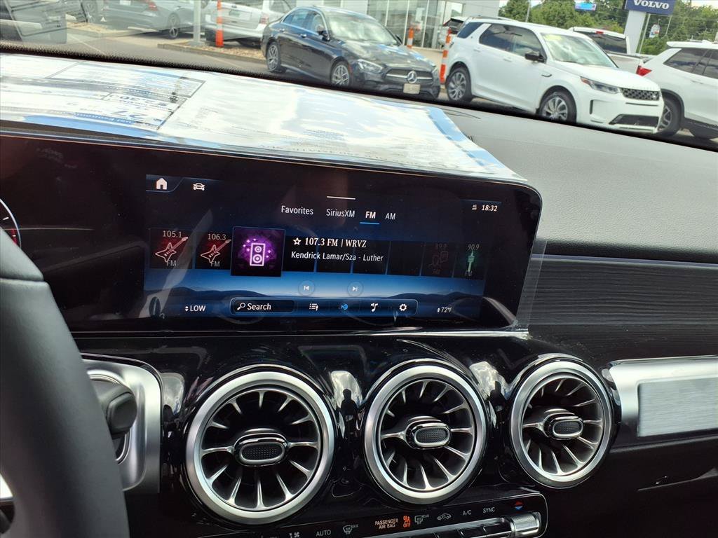 New 2026 Mountain Grey Met Mercedes-Benz GLB 250 image 19