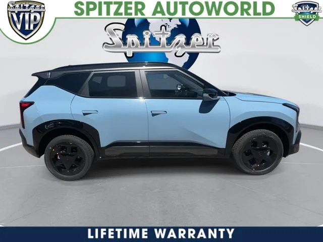 New 2027 Frost Blue / Black Roof Kia X-Line S image 10