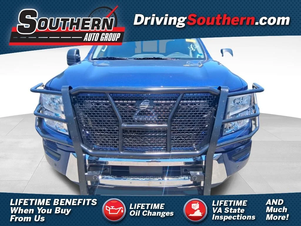 2024 Nissan Titan XD SV Crew Cab 4x4's photo