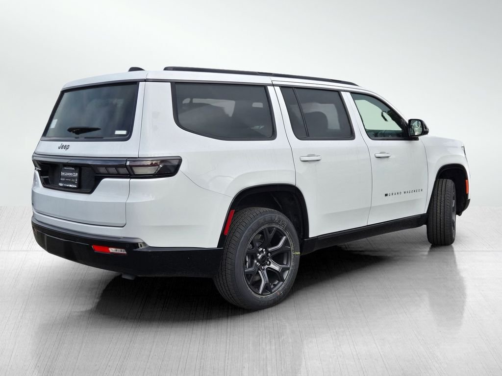 New 2026 Bright White Clear-Coat Exterior Paint Jeep Limited Altitude image 4