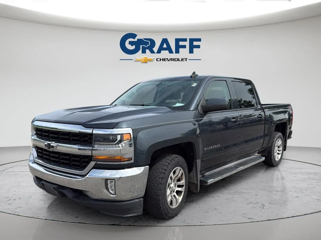 2017 Chevrolet Silverado 1500 LT 4X4 Crew Cab Short Box's photo
