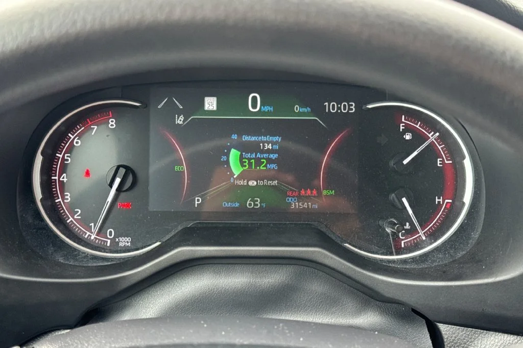 Used 2025 Pearl Toyota XLE image 30