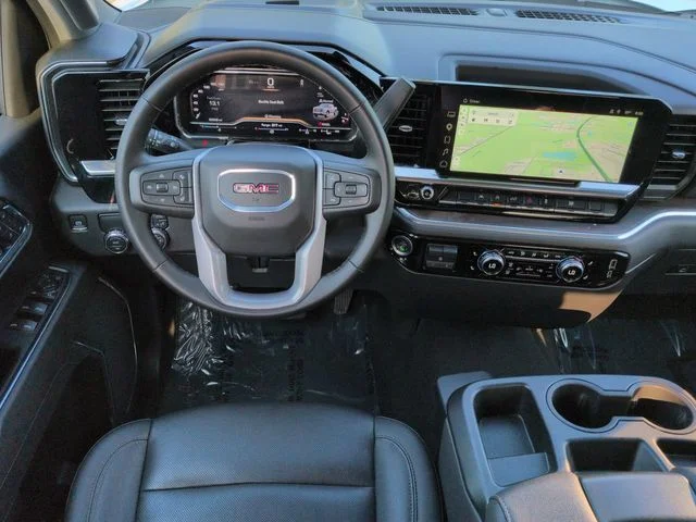 Used 2025 White GMC SLT image 16