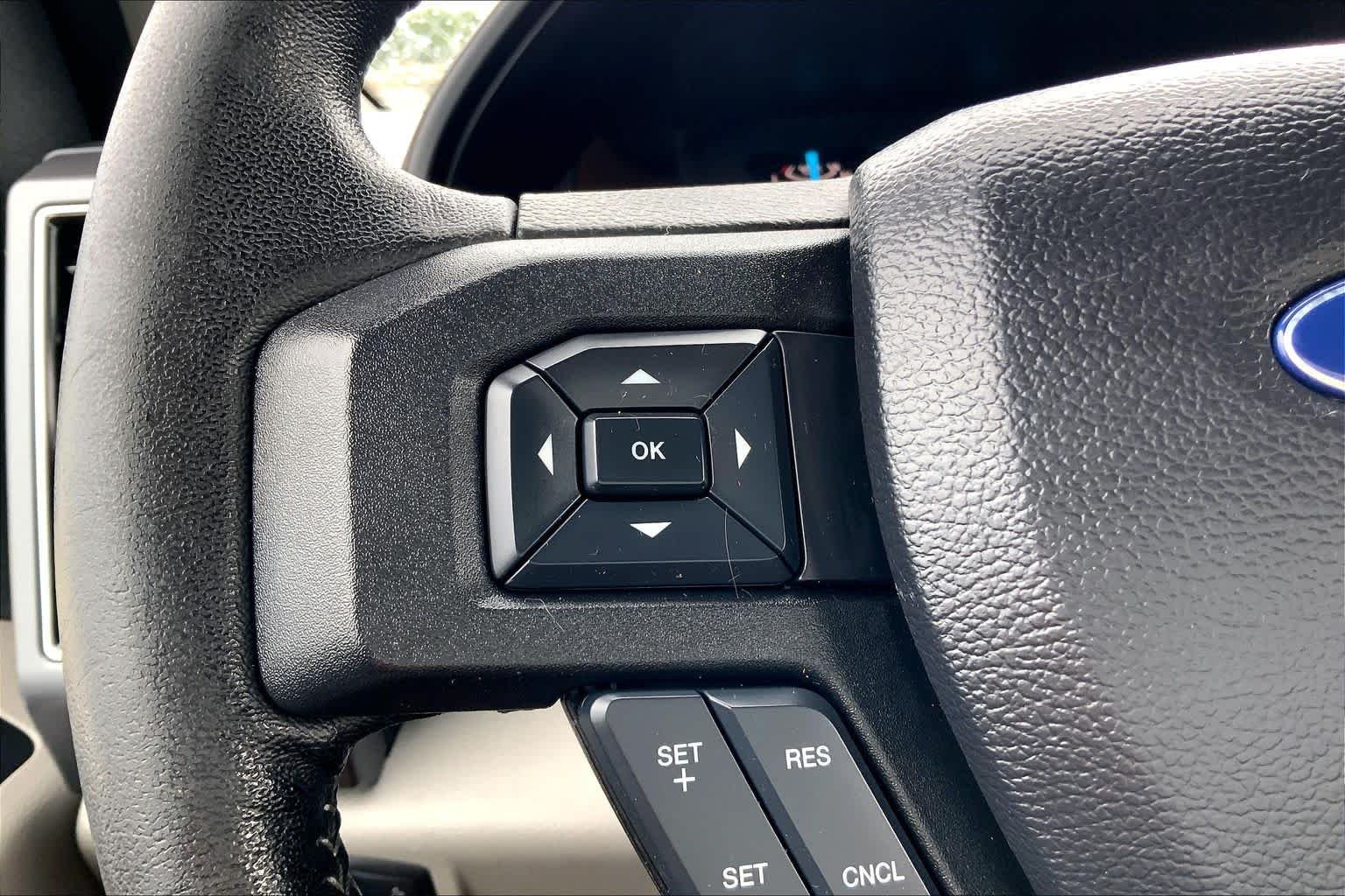 Used 2019 Agate Black Ford XLT image 23