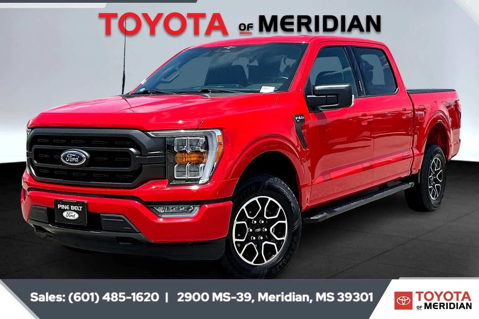Used 2023 Race Red Ford XLT image 10