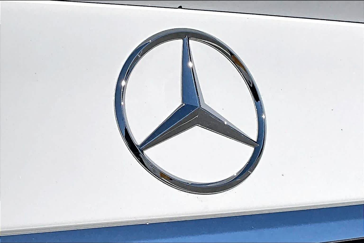Used 2025 Polar White Mercedes-Benz E 350 image 31