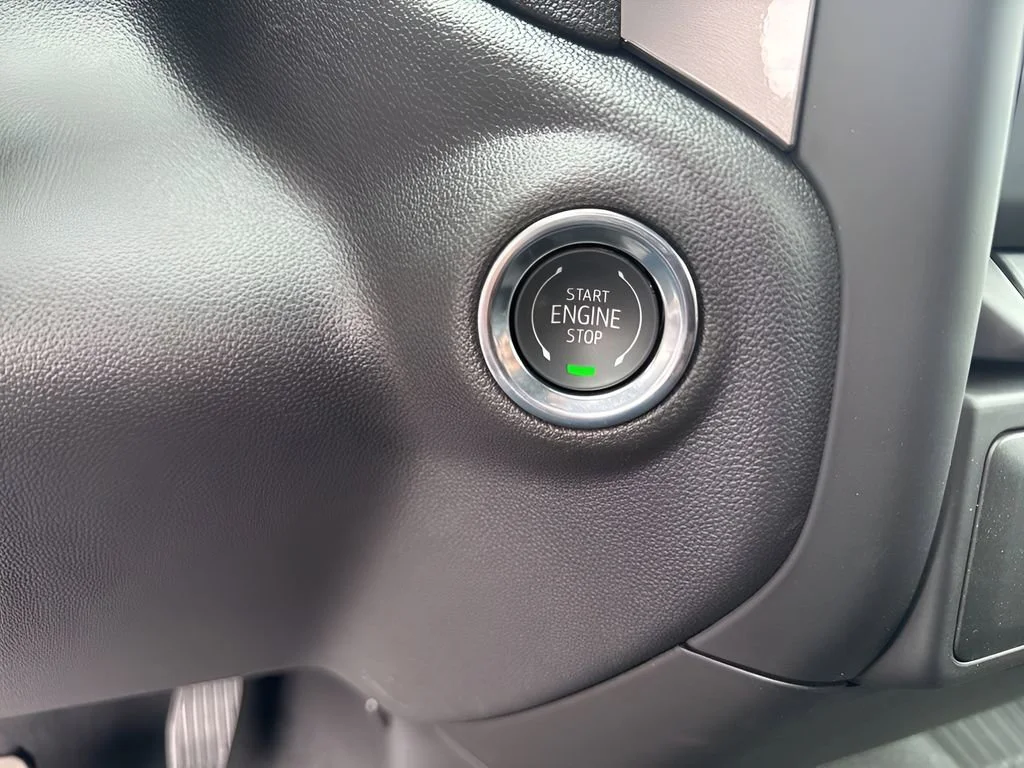 Used 2025 Summit White Chevrolet Custom image 24
