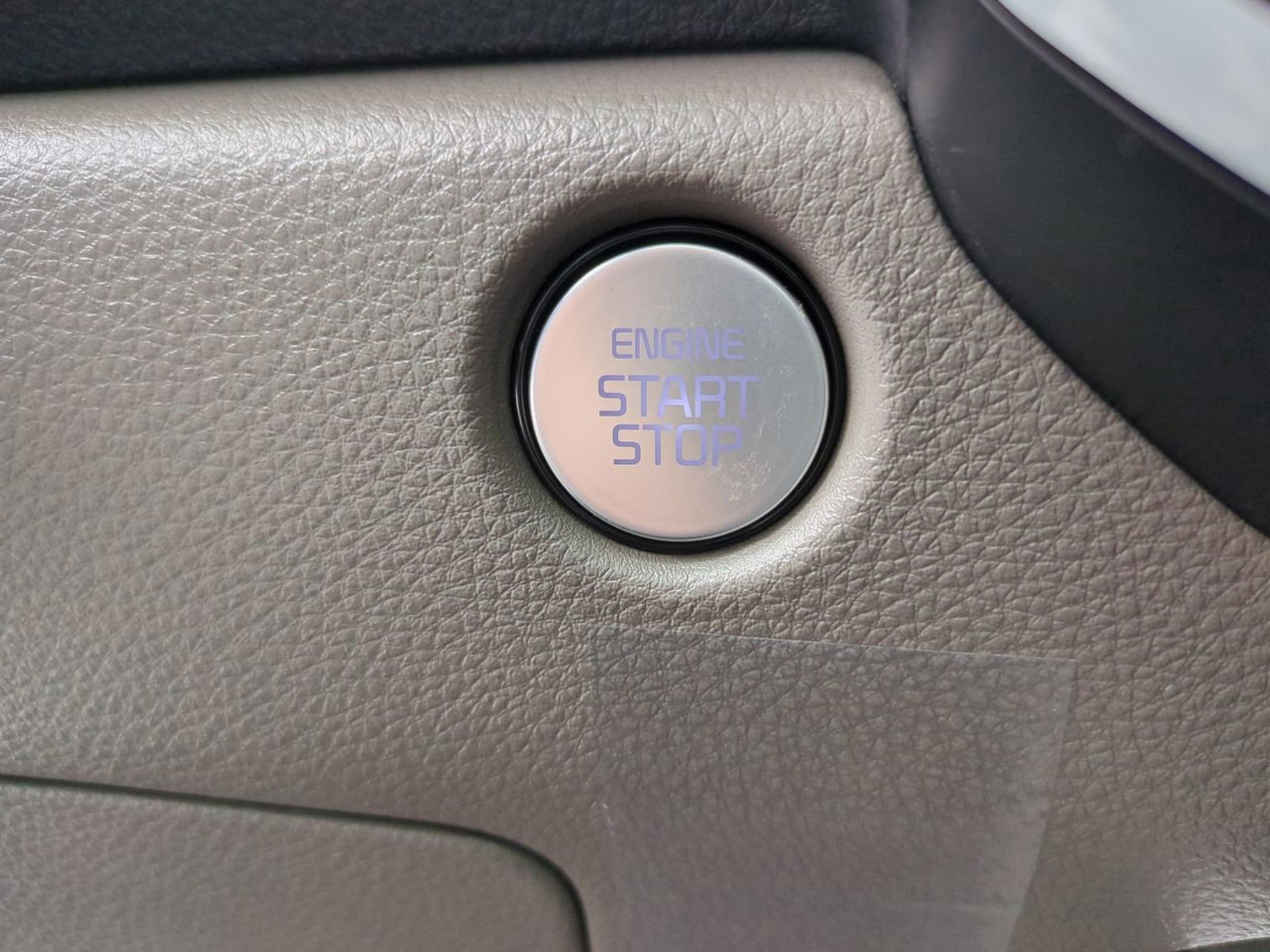 2026 Kia Carnival SX - Photo 36