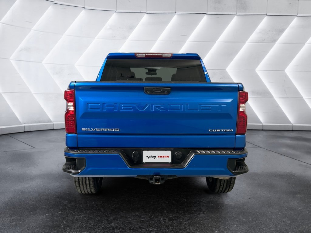 Used 2023 Blue Chevrolet Custom image 5