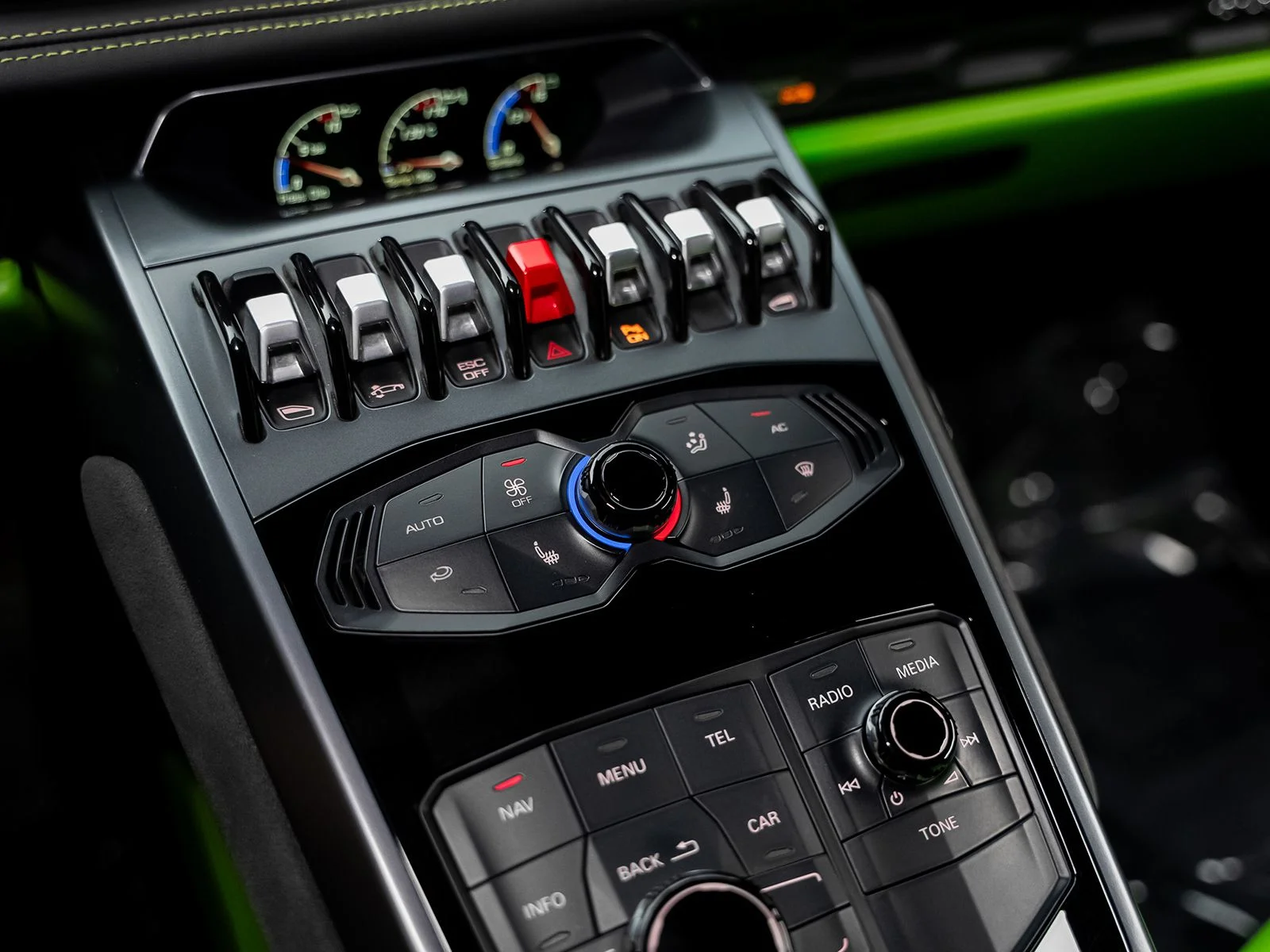Used 2015 Green Lamborghini LP610-4 image 45
