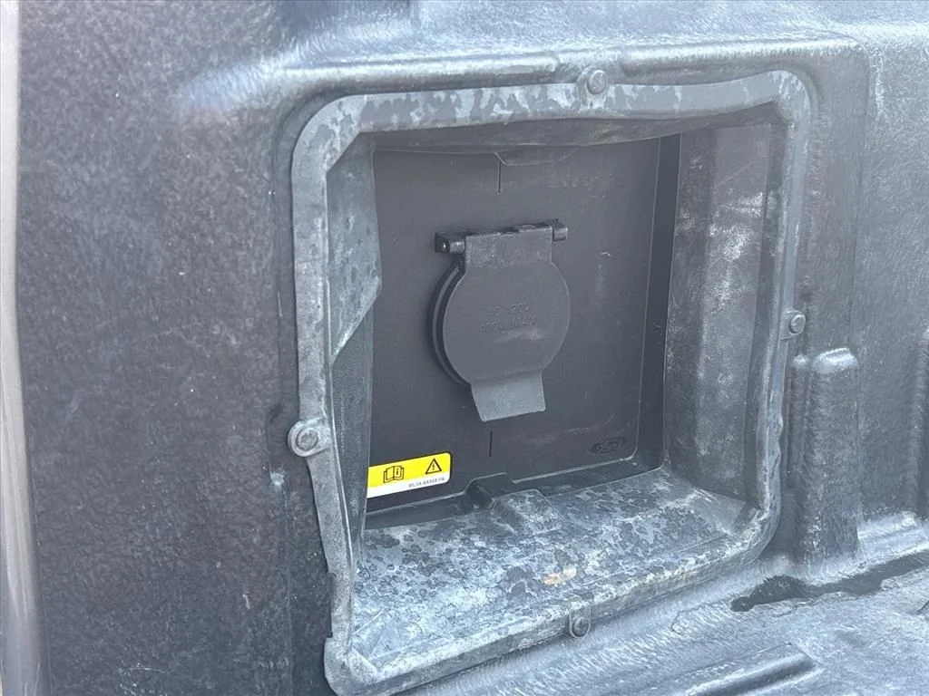Certified Used 2023 Carbonized Gray Metallic Ford Lariat image 8