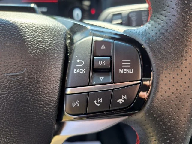 Used 2025 Gray Ford ST-Line image 33