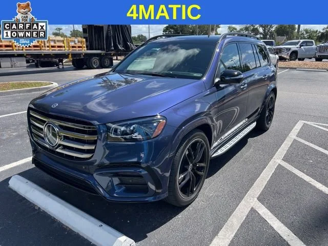 Used 2026 Blue Mercedes-Benz 4MATIC® image 1