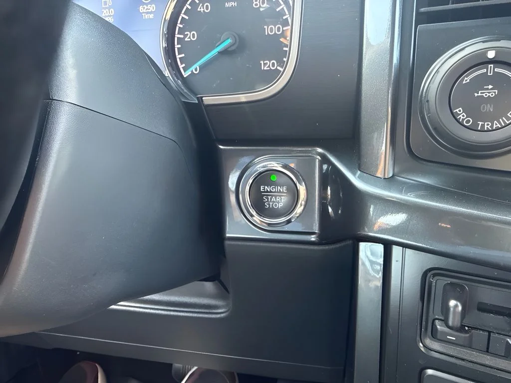 Used 2022 Silver Ford XLT image 13
