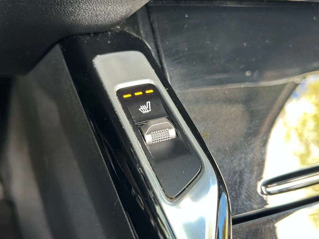 2023 Kia Sorento SX - Photo 25