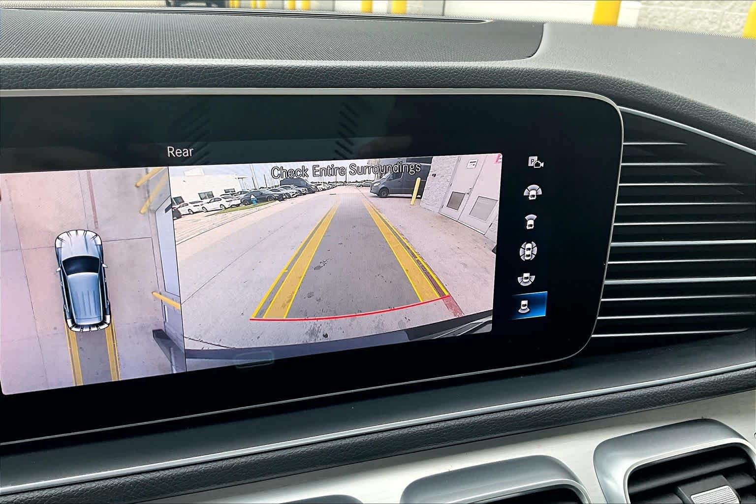 Used 2022 Black Mercedes-Benz GLE 350 image 26