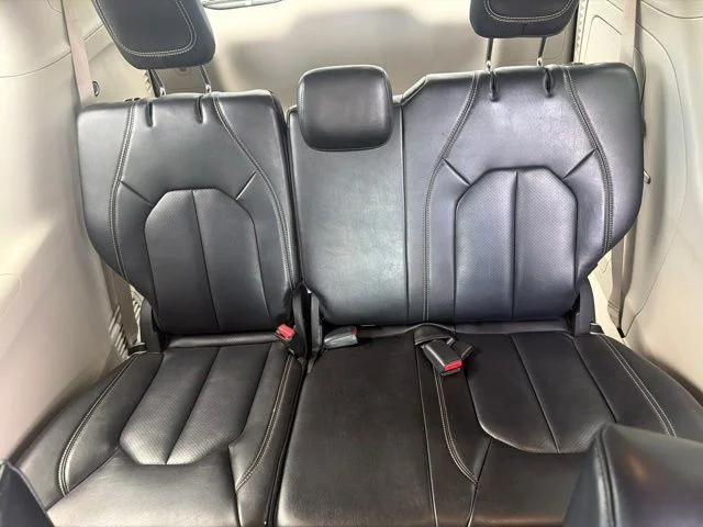 Certified Used 2023 Gray Clearcoat Chrysler Touring L image 19