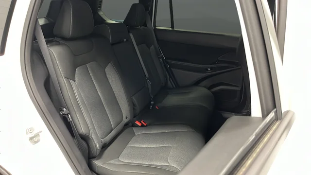 New 2026 Bright White Clearcoat Jeep Laredo image 23