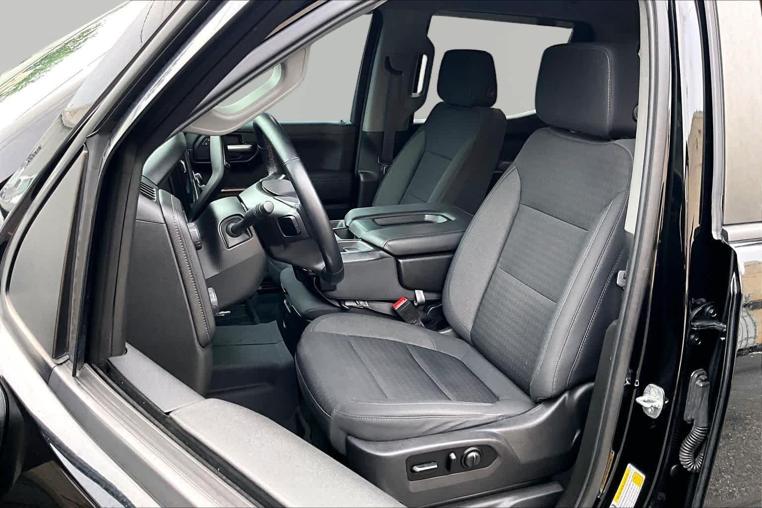 Used 2021 Black Chevrolet LT image 15