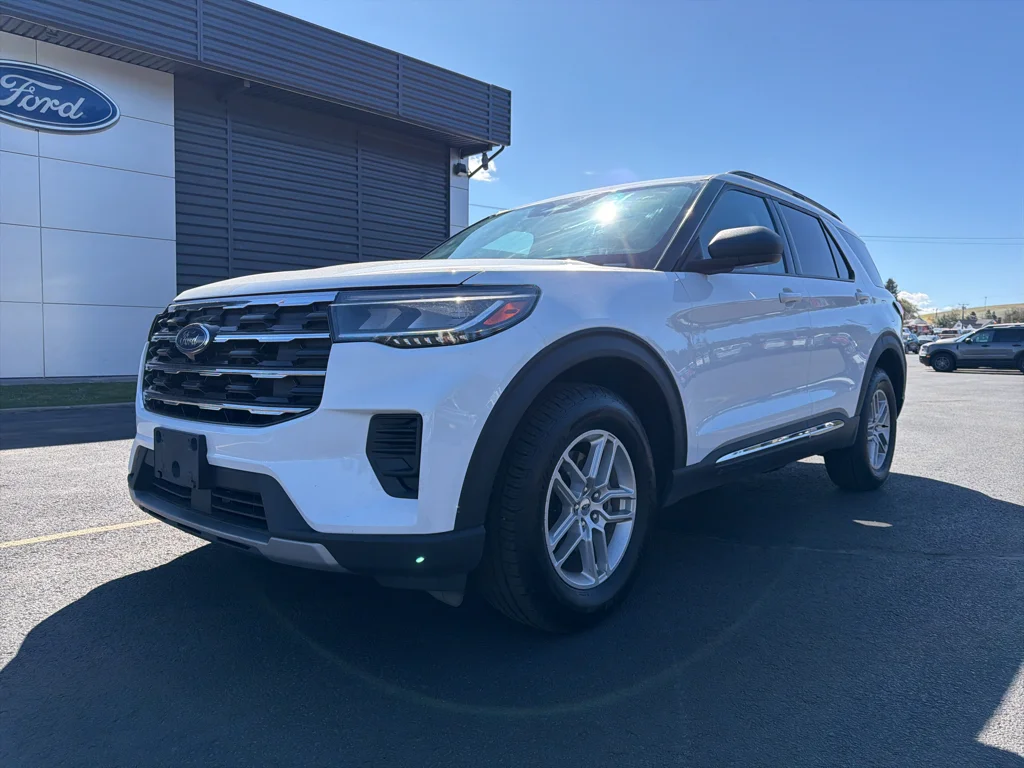 2025 Ford Explorer