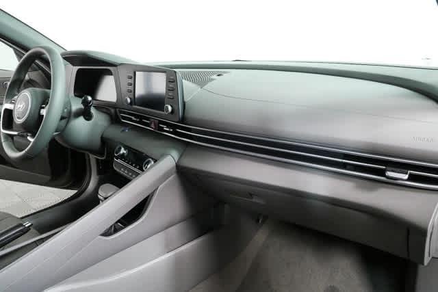 New 2026 Amazon Gray Hyundai SEL Sport image 32