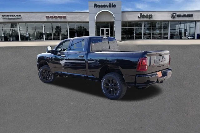 New 2027 Diamond Black Crystal Pearl-Coat Exterior Paint RAM Big Horn image 5