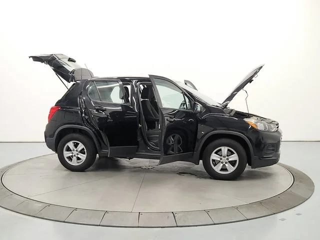 Used 2017 MOSAIC BLACK METALLIC Chevrolet LS image 17