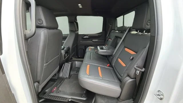 Used 2026 Summit White GMC AT4 image 20