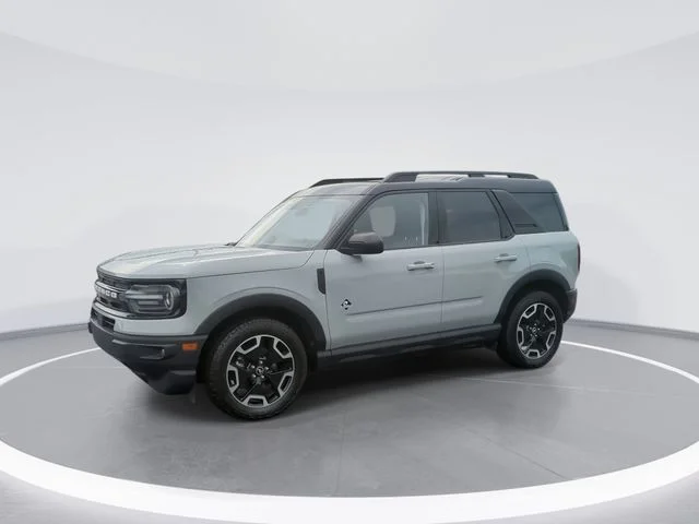 Used 2021 Green Ford Outer Banks image 4