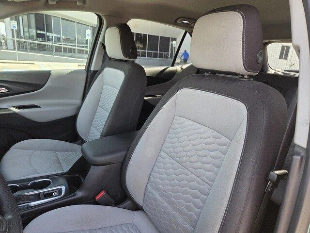 Used 2019 Ivy Metallic Chevrolet LS image 11