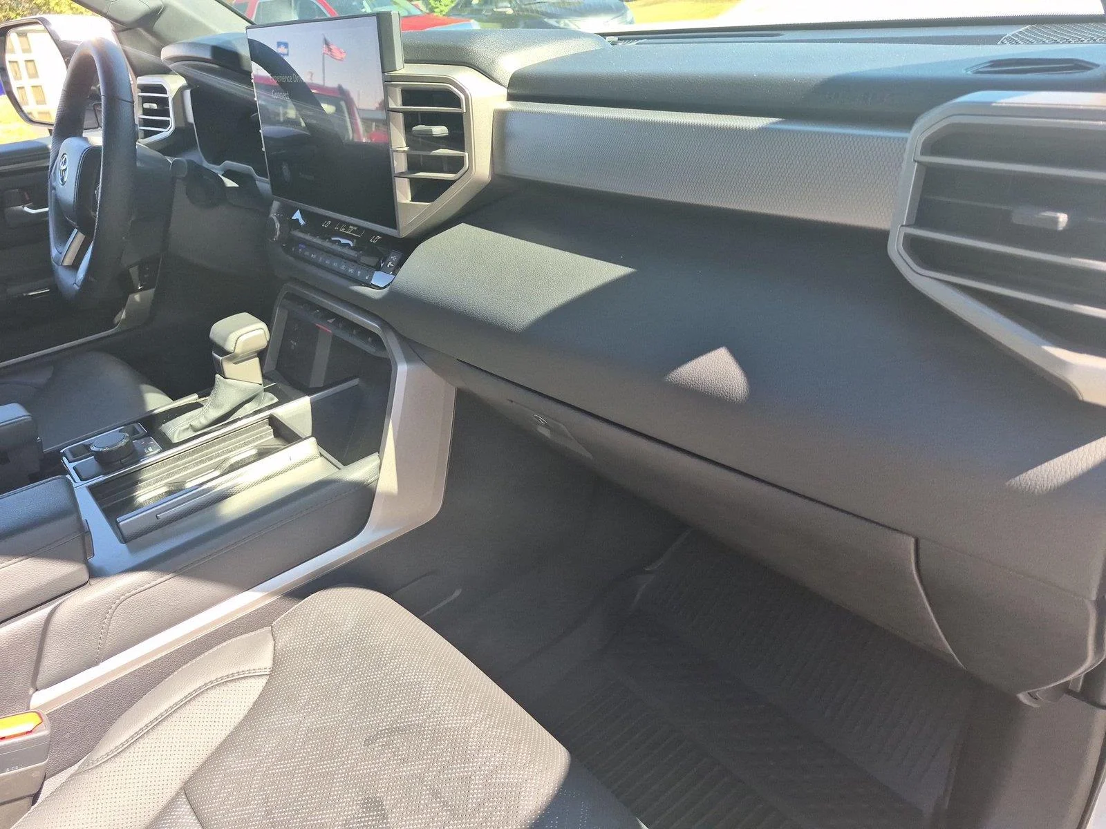 Used 2025 Ice Cap Toyota Limited image 37