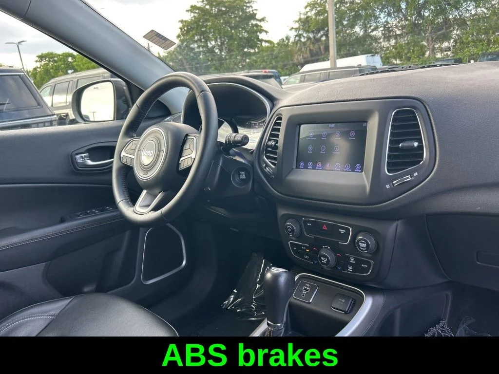 Used 2019 Gray Jeep Latitude image 25