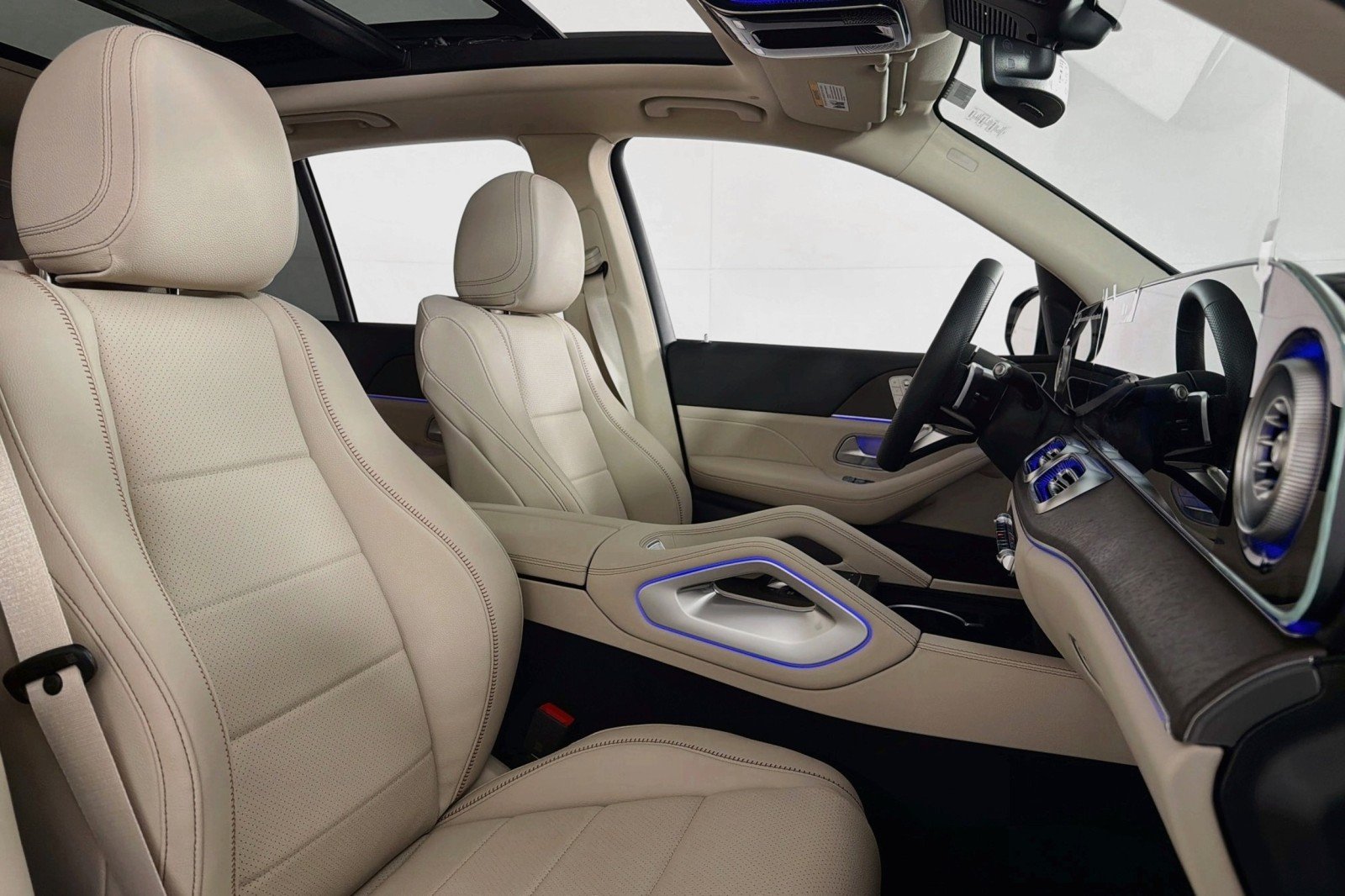 New 2027 Polar White Mercedes-Benz GLE 350 4MATIC® SUV image 6