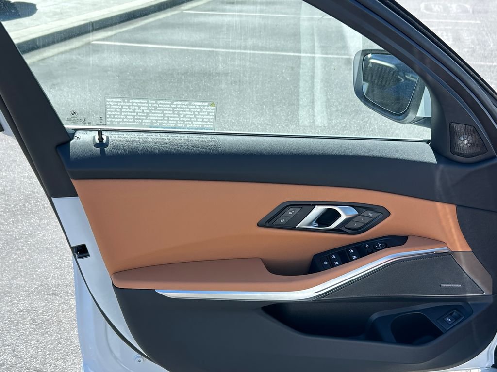 New 2026 Mineral White Metallic BMW 330i xDrive image 11