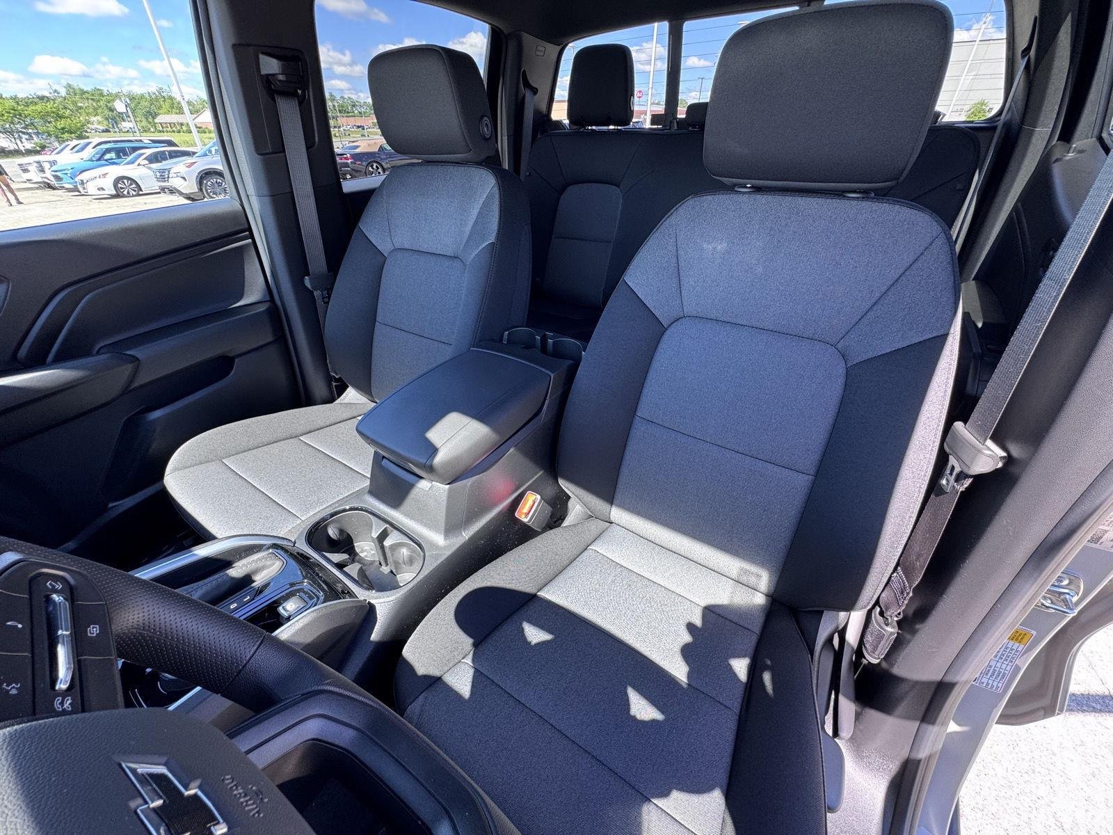 2026 Chevrolet Colorado Trail Boss - Photo 31