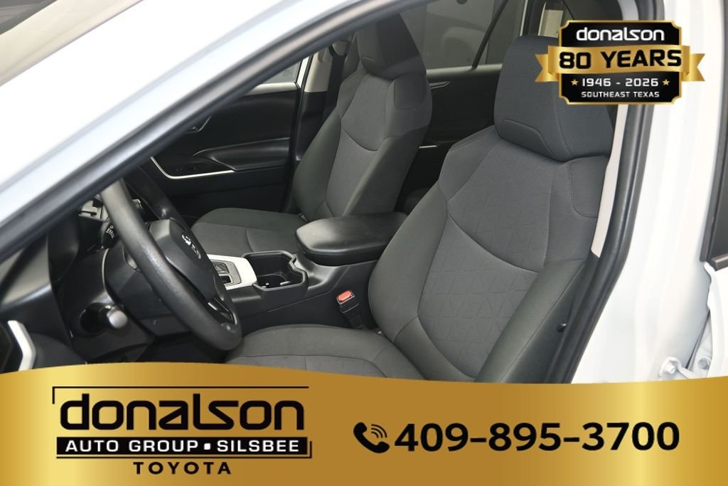 Used 2025 White Toyota XLE image 13