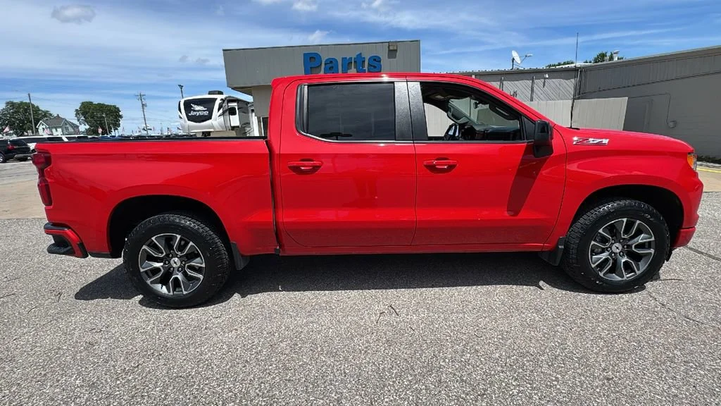 Used 2023 Red Hot Chevrolet RST image 16