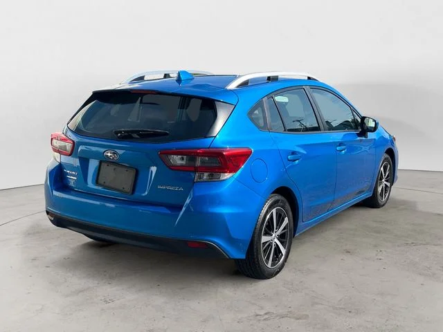 Used 2020 Blue Subaru Premium image 5