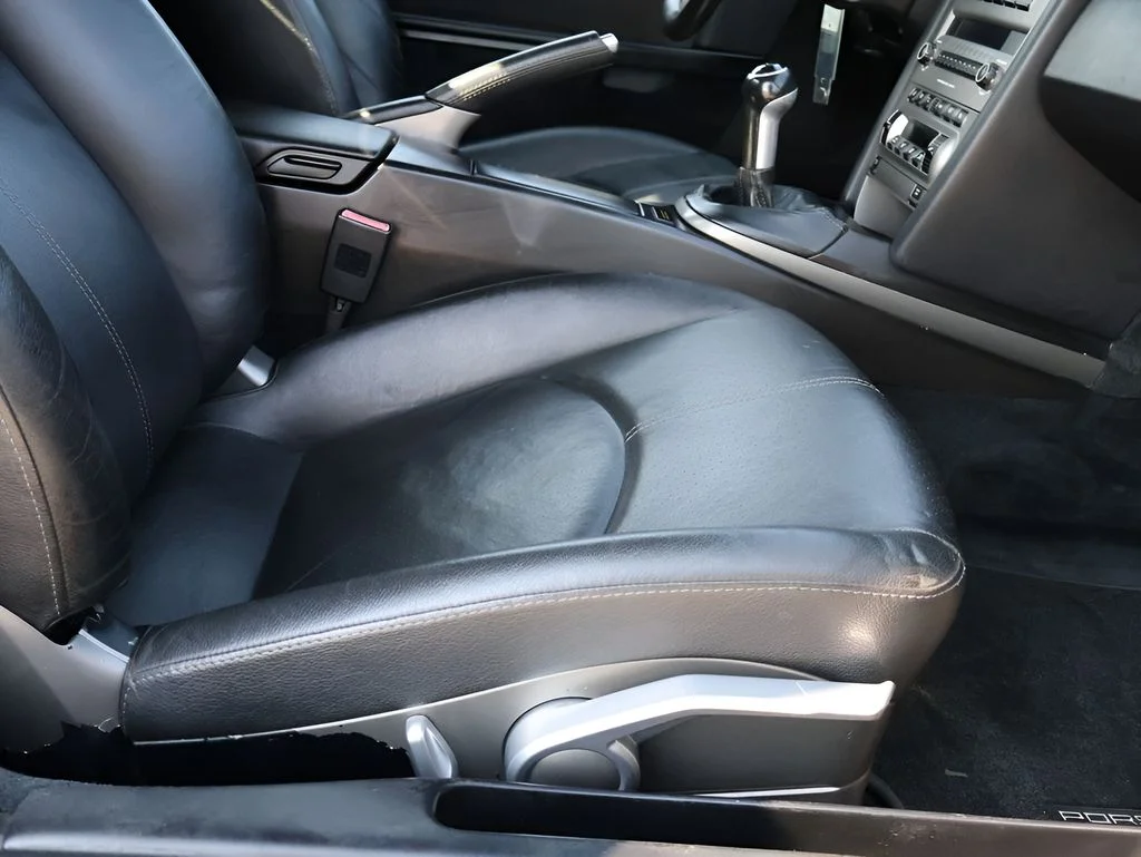 Used 2007  Porsche Base image 14